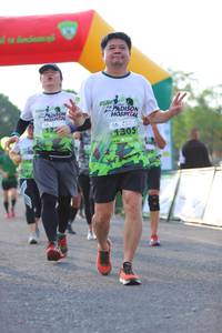 BIB: 305
                            <button type="button" onclick="openModal(3646803)" class="btn btn-primary btn-sm float-right btn-popup" data-toggle="modal" data-target=".modal-high-quality">
                        <i class="fas fa-shopping-cart"></i> Add to Cart
                    </button>
                                            <button type="button" onclick="isThisMe(3646803, true)" class="btn btn-success btn-sm float-right btn-popup btn-isme hidden" data-toggle="tooltip" data-placement="bottom" title="นี่คือรูปของคุณใช่ไหม คลิกที่นี่เพื่อเอาเข้าอัลบั้ม">
                        <i class="fas fa-plus"></i> Add to album
                    </button>
                    <button type="button" onclick="isThisMe(3646803, false)" class="btn btn-warning btn-sm float-right btn-popup btn-isnotme hidden">
                        <i class="fas fa-ban"></i> Remove from album
                    </button>